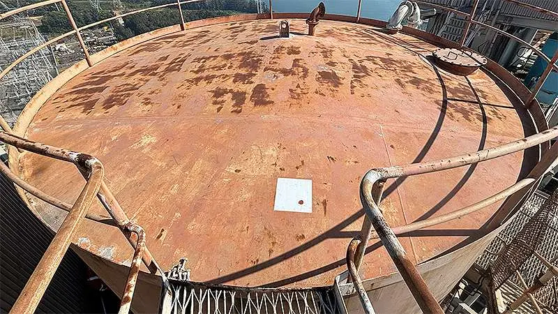 Corroded water tank roof in need of repair